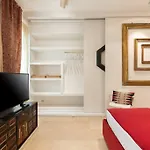 Apartment Luxurious Of The Antiquarian At Spanish Steps Rome