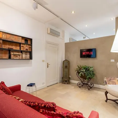 Apartmán Luxurious Of The Antiquarian At Spanish Steps Řím