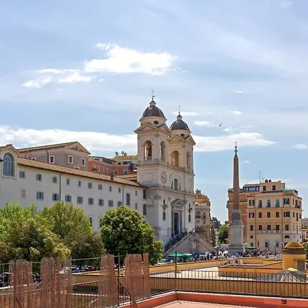 Luxurious Of The Antiquarian At Spanish Steps