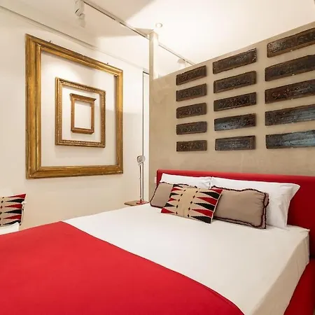 Luxurious Of The Antiquarian At Spanish Steps Daire Roma